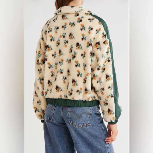 Thread & Supply Cozy Green Floral Fleece Shacket aka Shirt Jacket NWT XL Cream - Picture 2 of 10